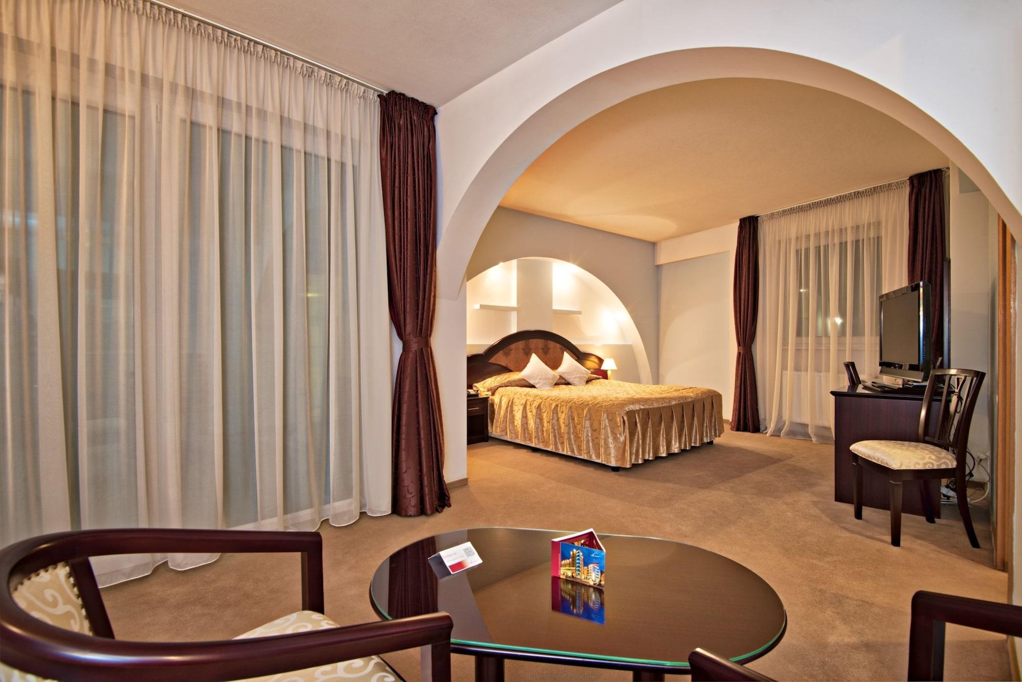Hotel Ambient Braşov Exteriör bild
