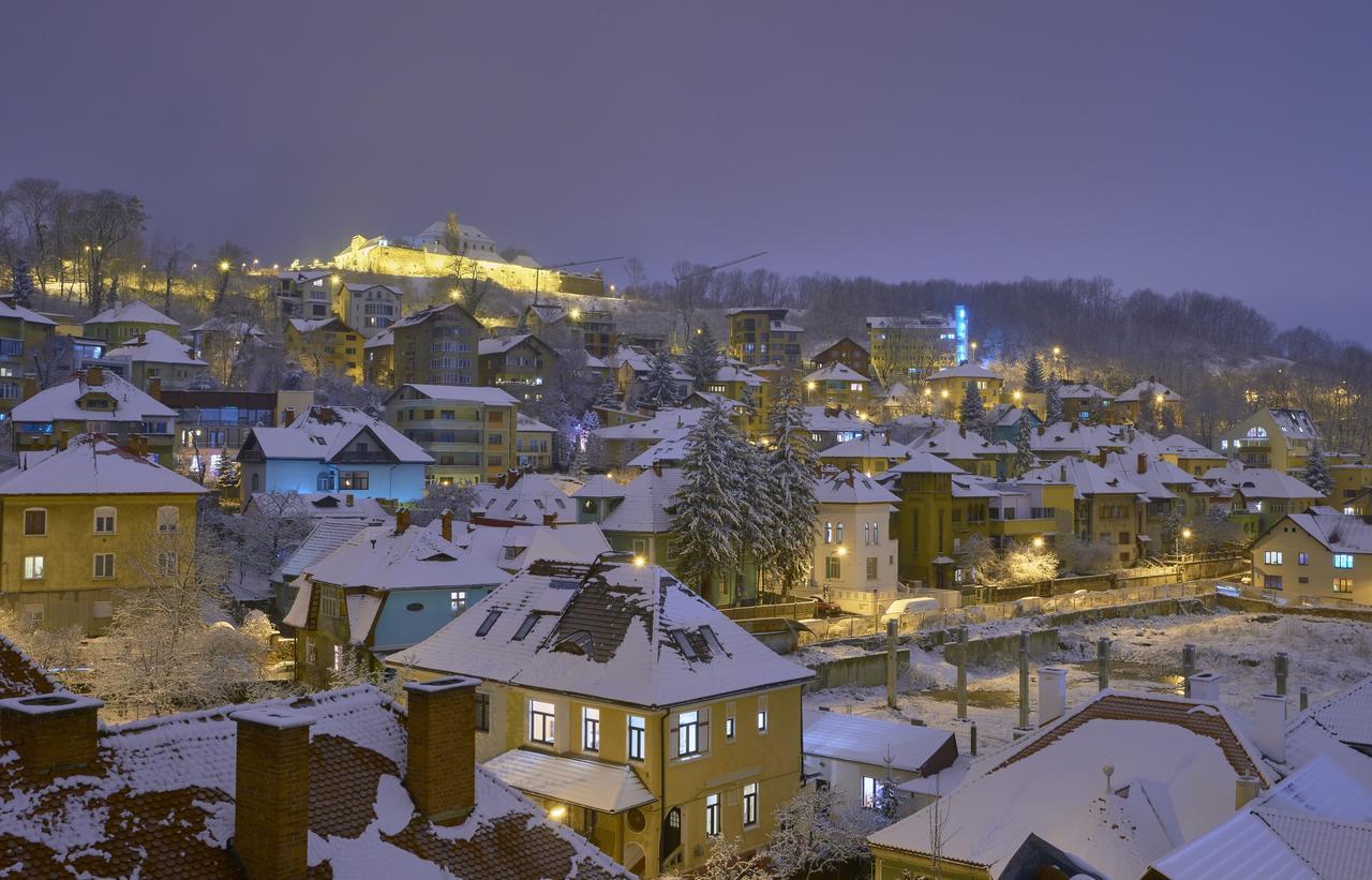 Hotel Ambient Braşov Exteriör bild