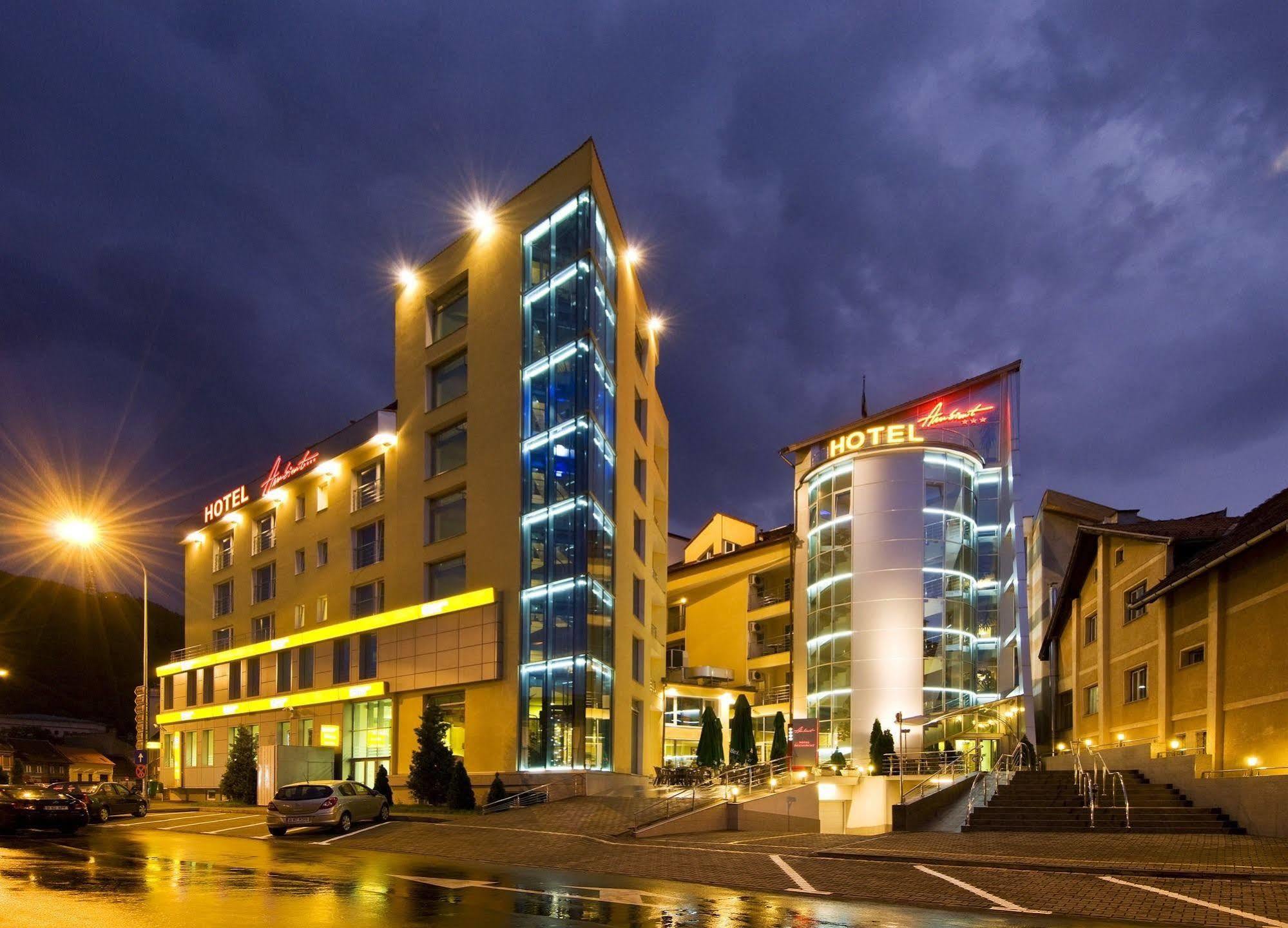 Hotel Ambient Braşov Exteriör bild